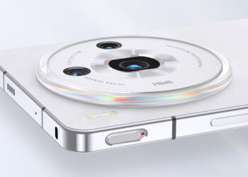 nubia Z50S Pro เผยโฉมอีกตัวเลือก สีขาวลายหินอ่อน พร้อมวงแหวนสีรุ้งรอบกล้องหลัง