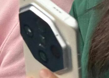 เผยโฉม OPPO Find X7 Pro มาพร้อมกล้องหลังแปดเหลี่ยมขนาดใหญ่