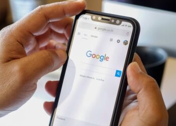 Apple ได้ส่วนแบ่ง 36% จากรายได้ของ Google ที่เกิดจากการค้นหาข้อมูลในแอป Safari