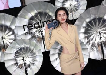 realme เปิดตัว realme 12 Pro+ 5G และ realme 12+ 5G ขึ้นแท่นสมาร์ตโฟน Portrait Master โดดเด่นด้วยดีไซน์สุดลักชูสไตล์นาฬิกาหรู ราคาเริ่มต้นที่ 9,999 บาท