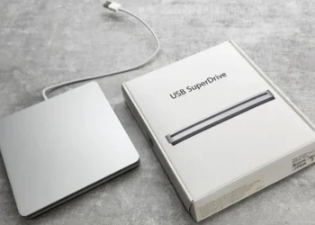 หมดยุค!! Apple USB SuperDrive เครื่องอ่านแผ่น CD และ DVD เลิกผลิตและจำหน่ายแล้ว