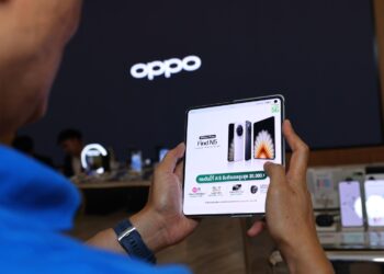 AIS 5G จับมือ OPPO เสิร์ฟสุดยอดสมาร์ทโฟน OPPO Find N5 ถึงมือลูกค้ากลุ่มแรก พร้อมเติมเต็มประสบการณ์บนเครือข่ายอัจฉริยะ