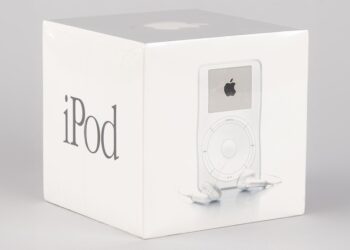 iPod รุ่นแรก ที่ยังไม่เคยถูกแกะกล่อง ถูกประมูลไปด้วยราคา 1.3 ล้านบาท