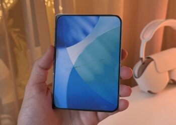 Samsung กำลังพัฒนาสมาร์ทโฟนจอพับได้ ที่มีดีไซน์คล้าย iPhone Fold