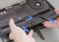 MacBook Pro ชิป M5 สามารถเปลี่ยนแบตเตอรี่ได้ง่ายขึ้น
