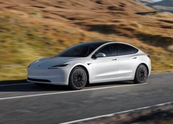 ตลาดแตก!! Tesla Model 3 Standard เปิดราคาในไทย 1,149,000 บาท