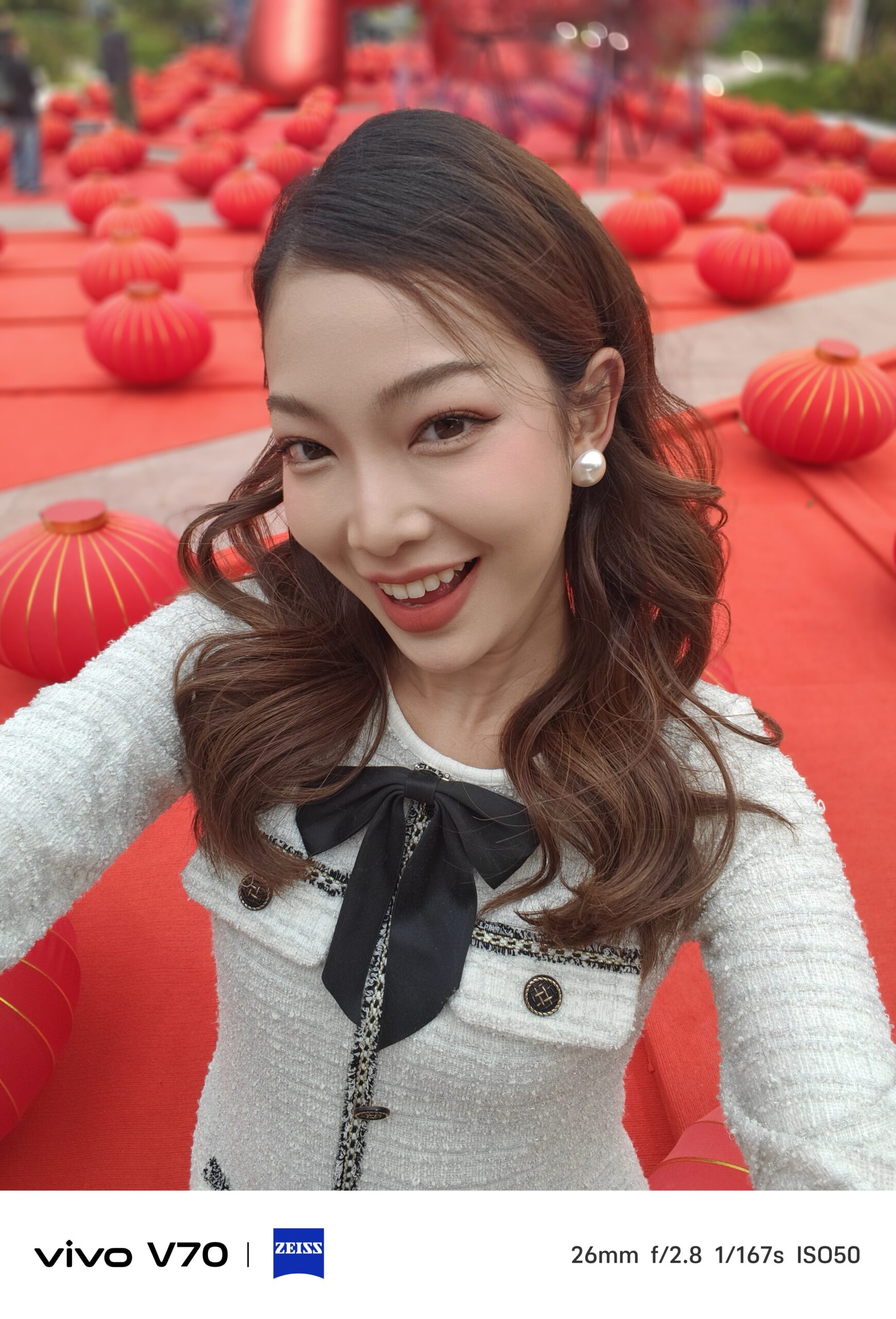 รีวิว vivo V70 เสกช็อตลูกรักพระเจ้า มาพร้อมกล้อง 50MP ZEISS Super Telephoto ทนน้ำทนฝุ่น IP68&IP69 แบตเตอรี่ 6500mAh และ OriginOS 6 เวอร์ชันใหม่ล่าสุด