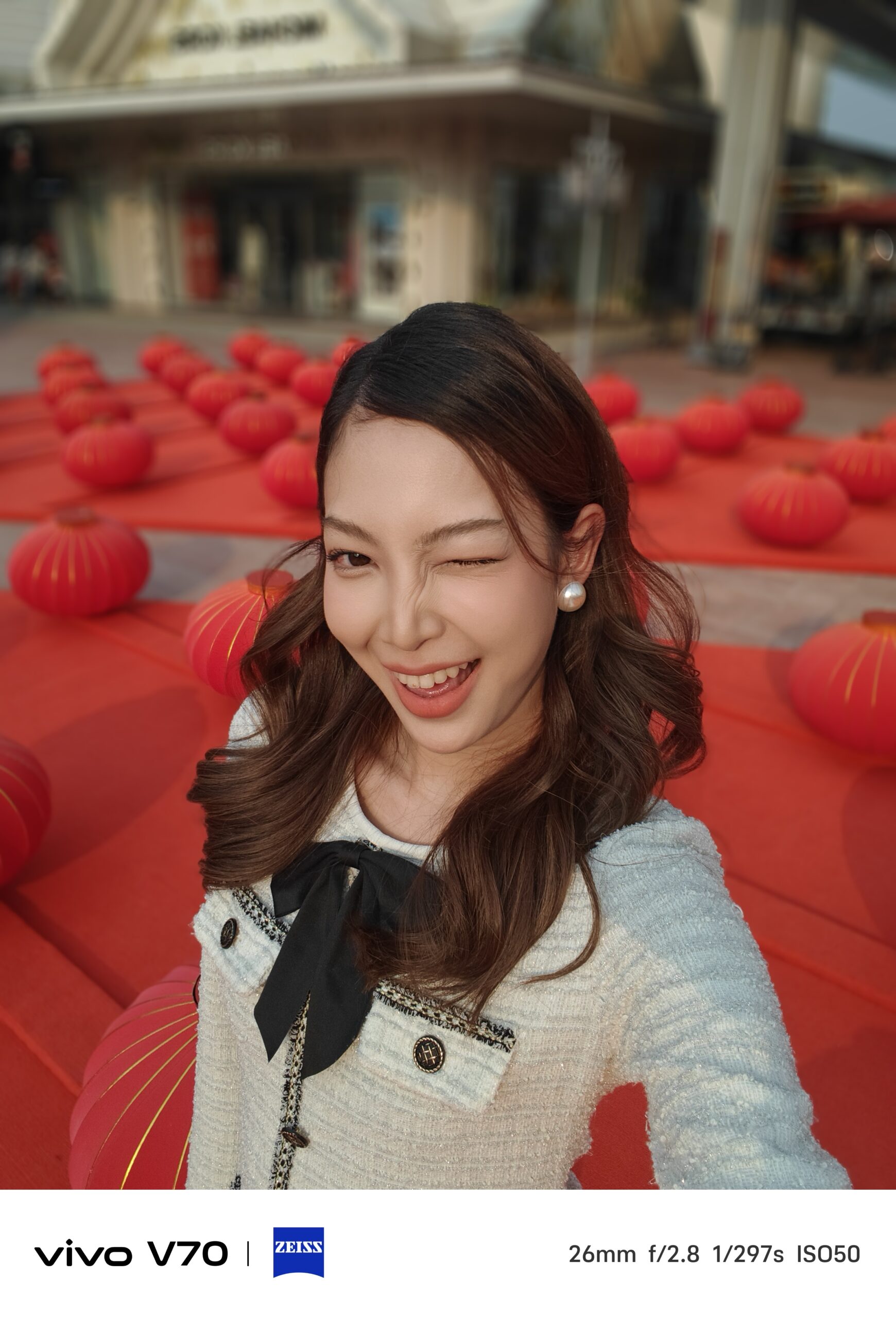 รีวิว vivo V70 เสกช็อตลูกรักพระเจ้า มาพร้อมกล้อง 50MP ZEISS Super Telephoto ทนน้ำทนฝุ่น IP68&IP69 แบตเตอรี่ 6500mAh และ OriginOS 6 เวอร์ชันใหม่ล่าสุด