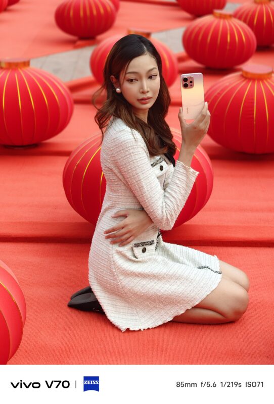 รีวิว vivo V70 เสกช็อตลูกรักพระเจ้า มาพร้อมกล้อง 50MP ZEISS Super Telephoto ทนน้ำทนฝุ่น IP68&IP69 แบตเตอรี่ 6500mAh และ OriginOS 6 เวอร์ชันใหม่ล่าสุด