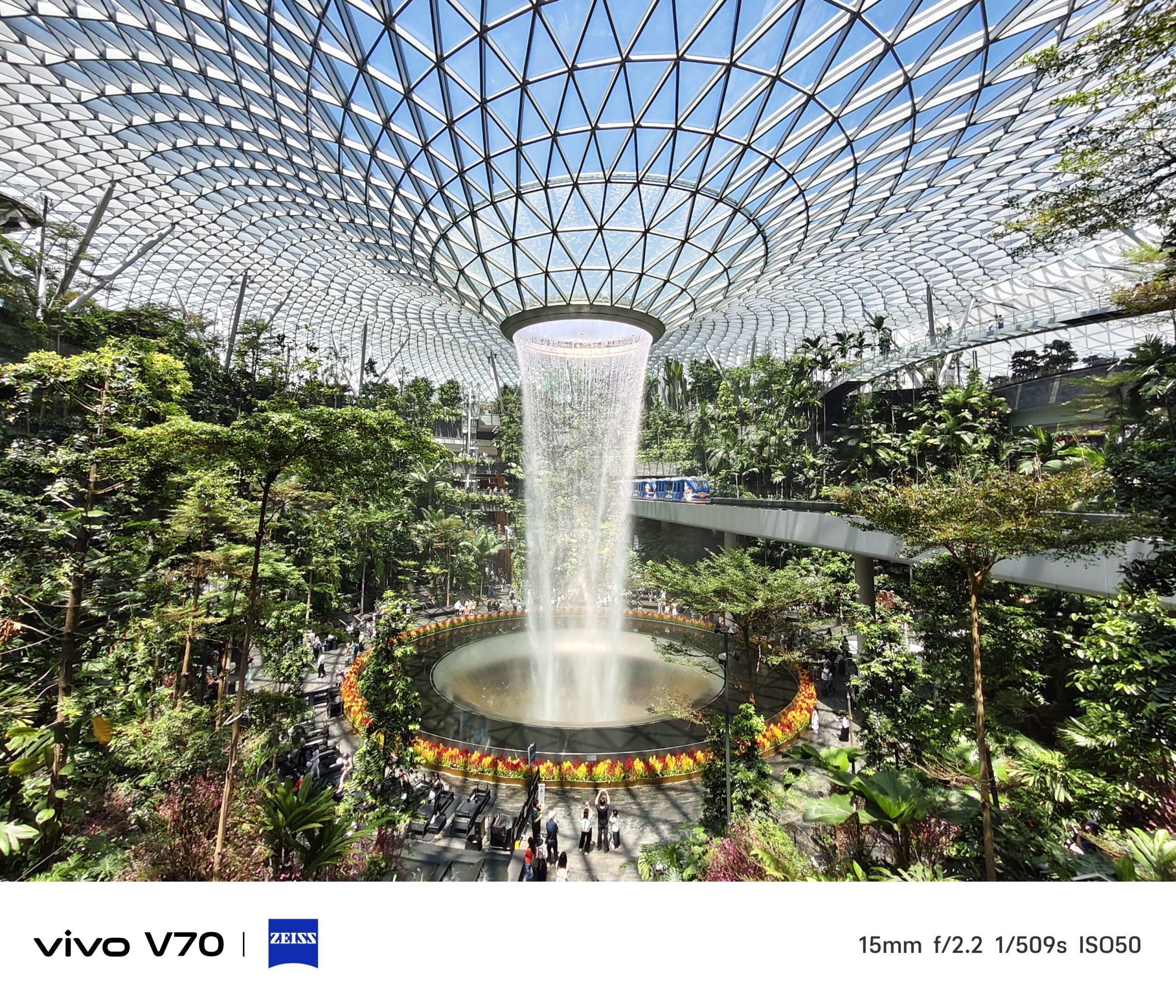 รีวิว vivo V70 เสกช็อตลูกรักพระเจ้า มาพร้อมกล้อง 50MP ZEISS Super Telephoto ทนน้ำทนฝุ่น IP68&IP69 แบตเตอรี่ 6500mAh และ OriginOS 6 เวอร์ชันใหม่ล่าสุด