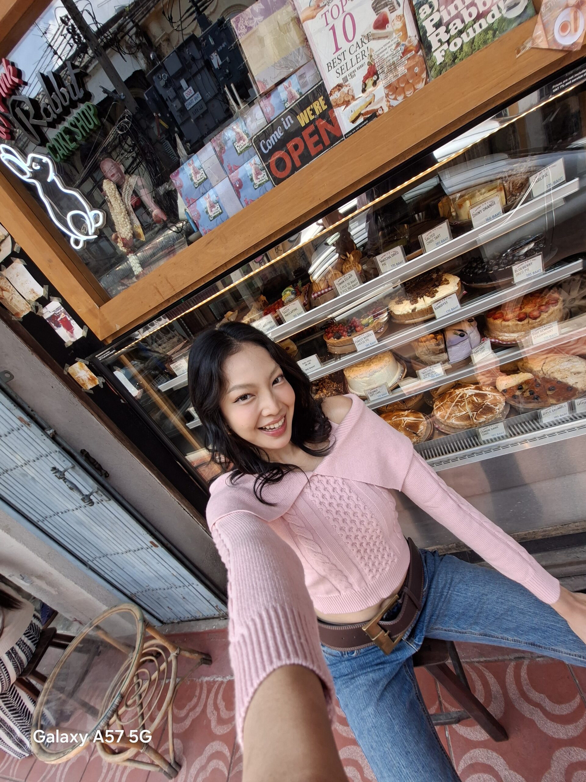 รีวิว Samsung Galaxy A57 5G และ Galaxy A37 5G ดีไซน์บางเบากว่าเดิม มาพร้อมวิดีโอ 4K มุมกว้างพิเศษ ถ่ายกว้างหมดยกเว้นหน้า