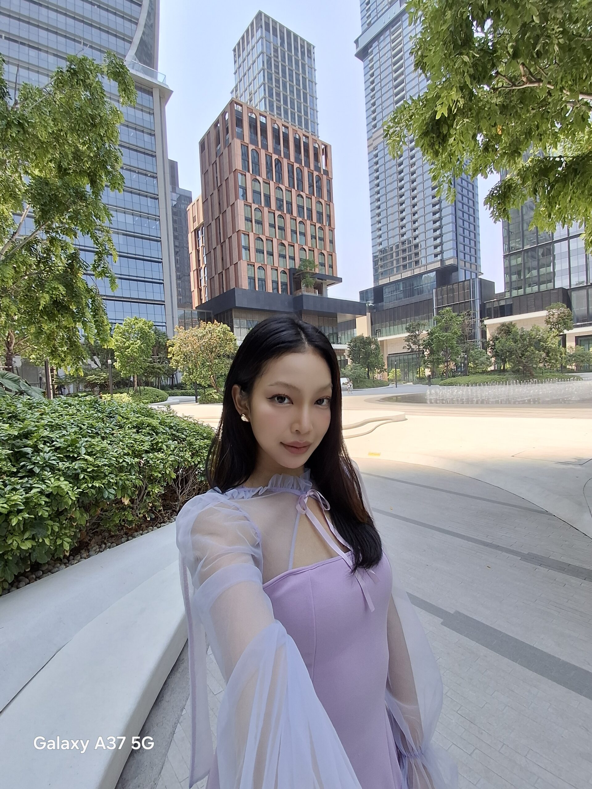 รีวิว Samsung Galaxy A57 5G และ Galaxy A37 5G ดีไซน์บางเบากว่าเดิม มาพร้อมวิดีโอ 4K มุมกว้างพิเศษ ถ่ายกว้างหมดยกเว้นหน้า