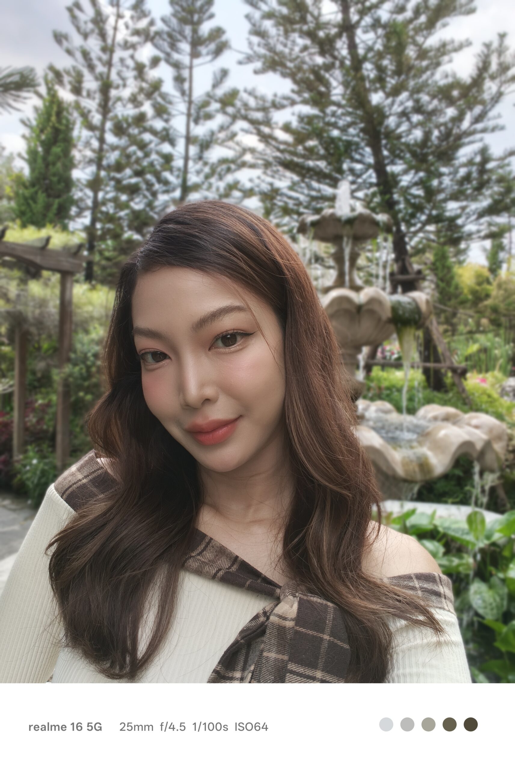 รีวิว realme 16 Pro Series 5G มาพร้อมกล้อง 200MP Portrait Master ดีไซน์ระดับมาสเตอร์พีซ และ realme 16 5G ดีไซน์ Aurora Wings มีกระจกเซลฟี่ในตัว