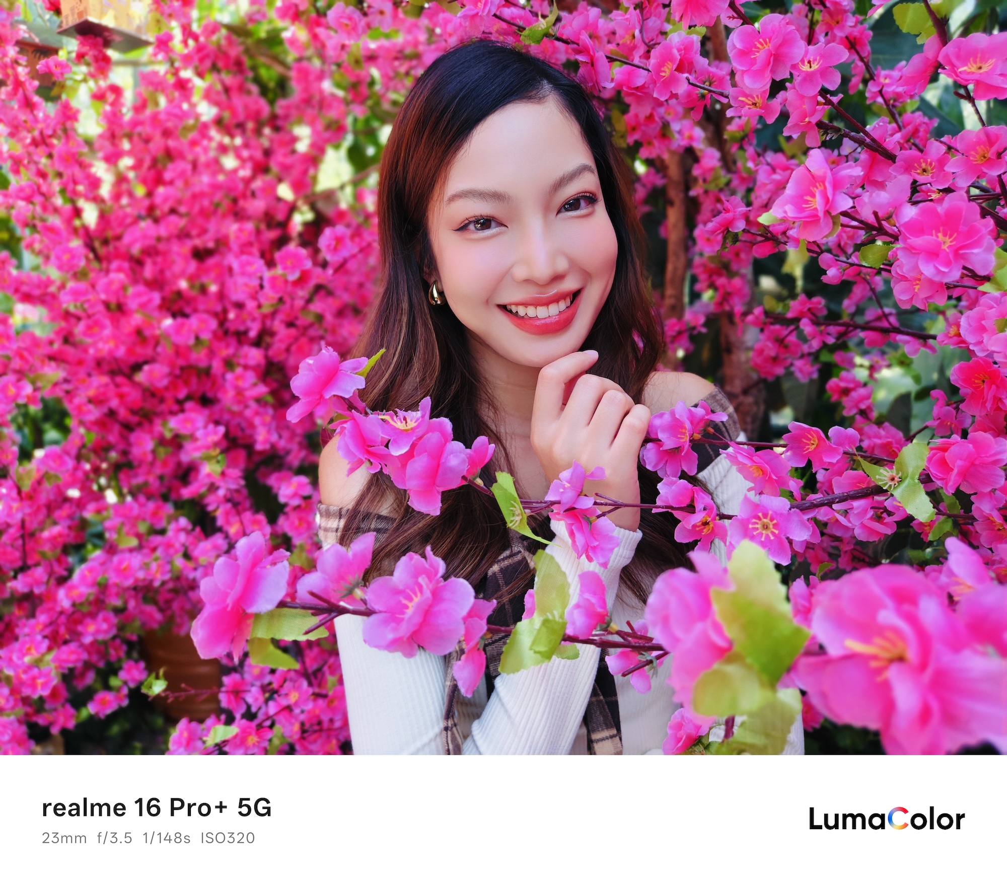 รีวิว realme 16 Pro Series 5G มาพร้อมกล้อง 200MP Portrait Master ดีไซน์ระดับมาสเตอร์พีซ และ realme 16 5G ดีไซน์ Aurora Wings มีกระจกเซลฟี่ในตัว