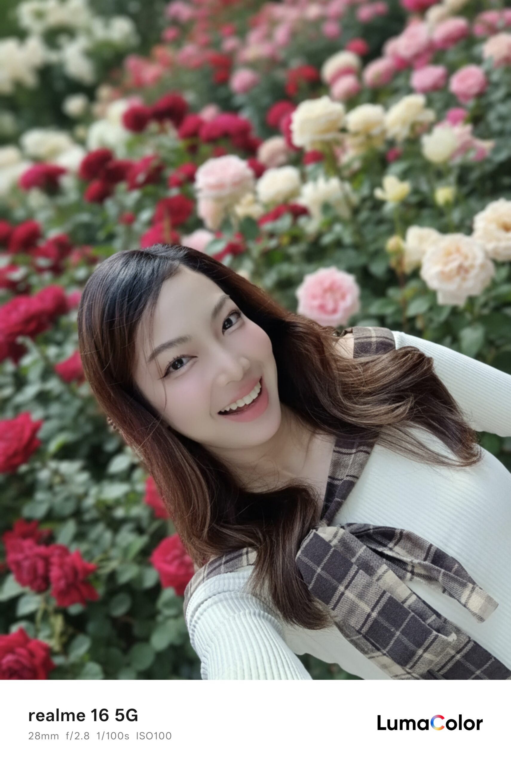 รีวิว realme 16 Pro Series 5G มาพร้อมกล้อง 200MP Portrait Master ดีไซน์ระดับมาสเตอร์พีซ และ realme 16 5G ดีไซน์ Aurora Wings มีกระจกเซลฟี่ในตัว