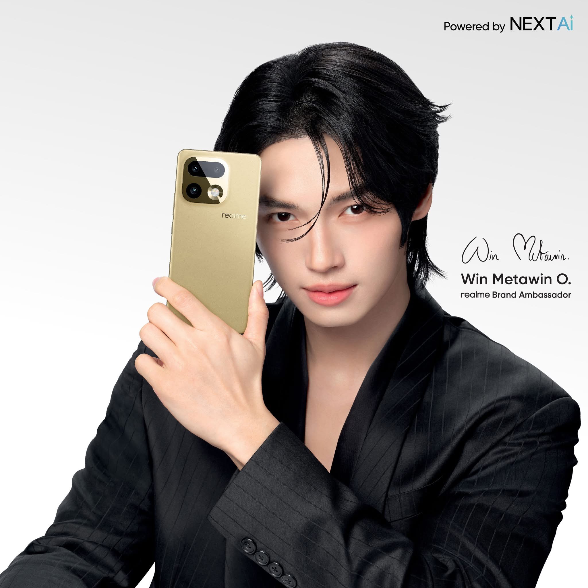 รีวิว realme 16 Pro Series 5G มาพร้อมกล้อง 200MP Portrait Master ดีไซน์ระดับมาสเตอร์พีซ และ realme 16 5G ดีไซน์ Aurora Wings มีกระจกเซลฟี่ในตัว