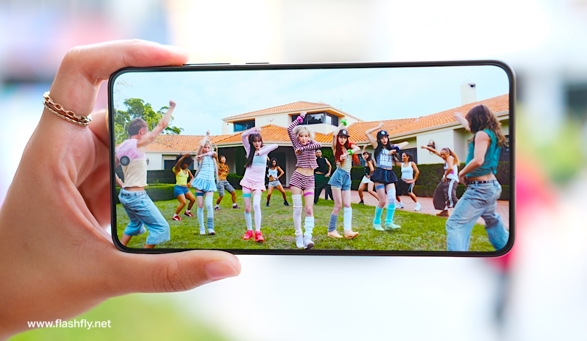 รีวิว OPPO Find X9 Ultra สมาร์ทโฟนที่เหมือนยกกล้องระดับมืออาชีพมาไว้ในเครื่อง มีอะไรอัลตรา มีอะไรอัปเกรดบ้าง !? และยังมี Enco Clip2 หูฟังโอเพนเอียร์ ดีไซน์โดดเด่น