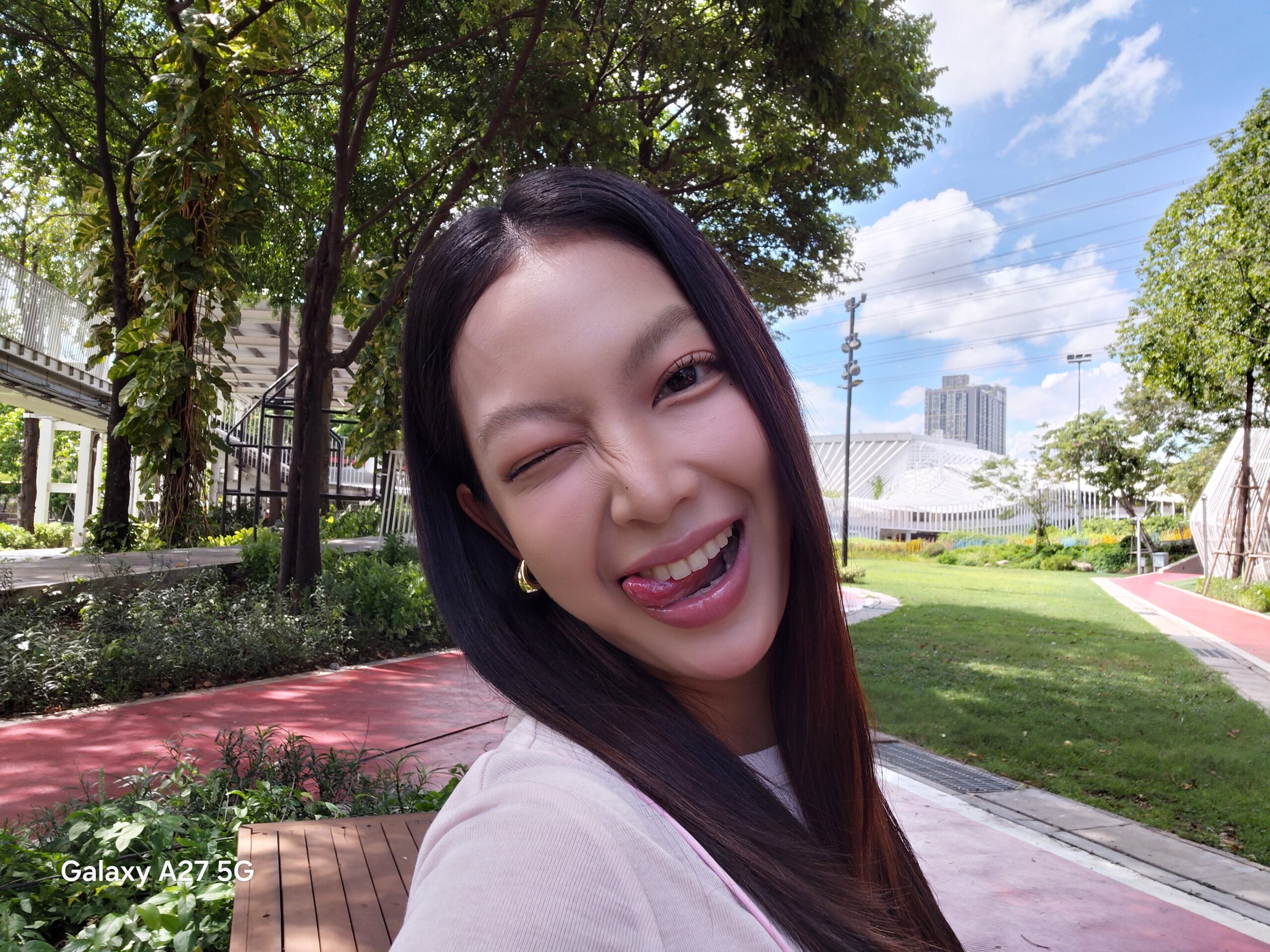 สัมผัสแรก Samsung Galaxy A27 5G “ความคุ้มสายแรง” สมาร์ตโฟนสุดคุ้มในงบหมื่นเดียว!! แรงด้วยชิป Snapdragon และแรมแบบ LPDDR5X
