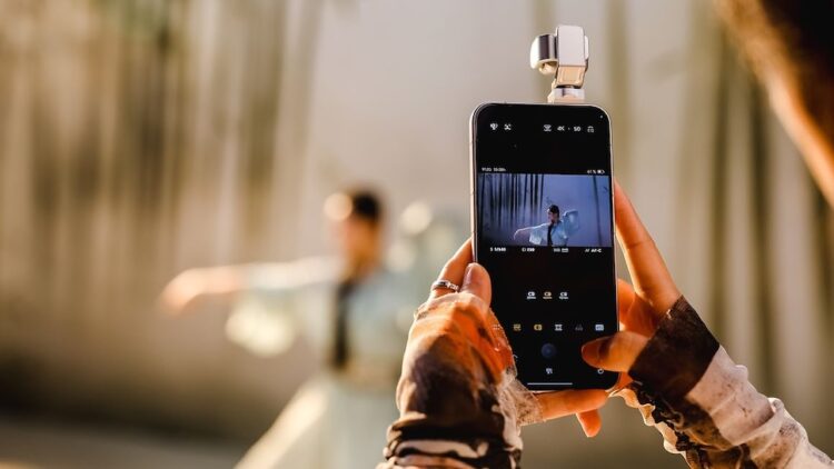 HONOR Robot Phone วางจำหน่ายแล้ว ราคาเริ่มต้นราว 49,090 บาท