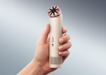 Dyson HushJet Mini Cool Fan พัดลมพกพารุ่นแรกของ Dyson วางจำหน่ายในราคา 4,500 บาท