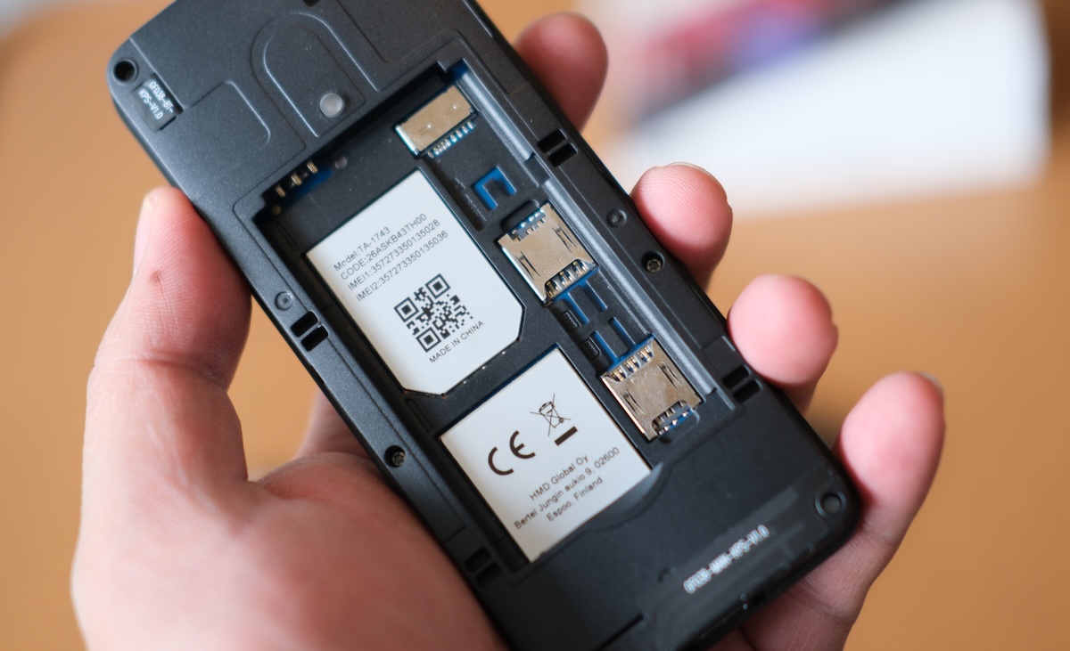 รีวิว Nokia 215 4G 2nd Edition ฟีเจอร์โฟนจอ 2.8 นิ้วมีผู้ช่วย AI ในตัว ดู Youtube ,Tiktok ได้ ในราคาเพียง 1,590 บาท