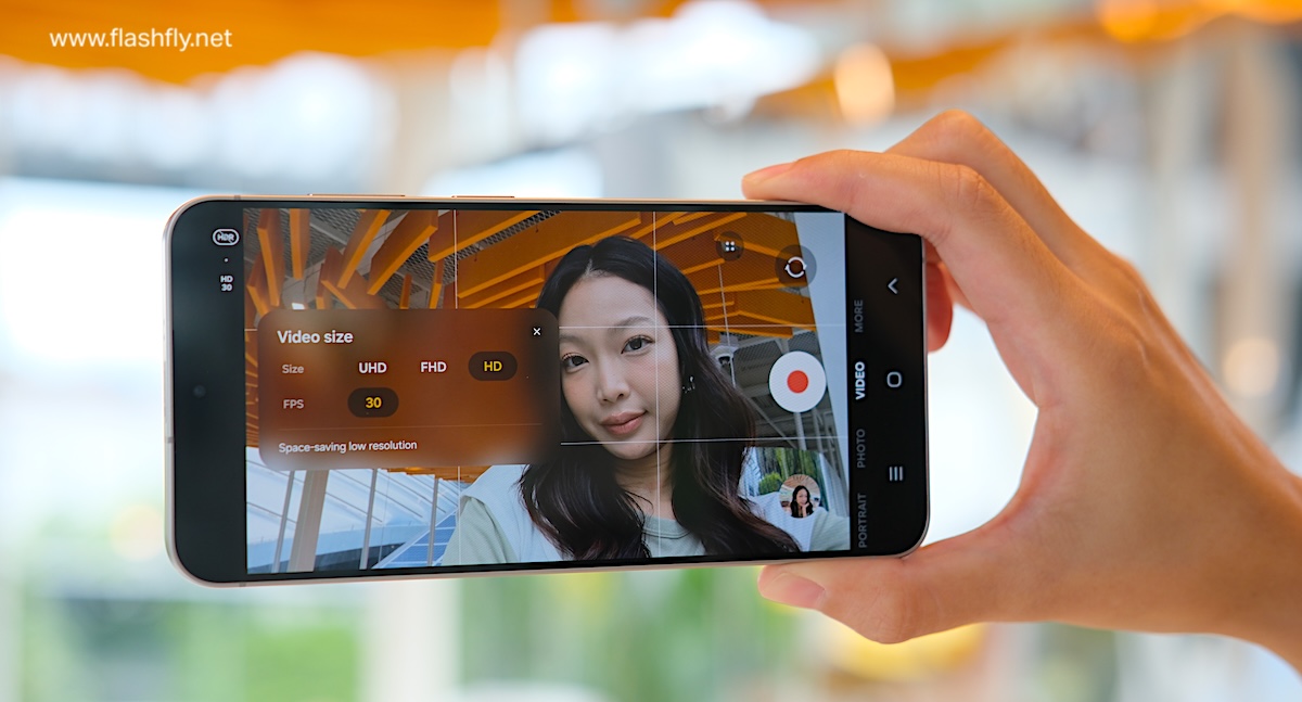 รีวิว Samsung Galaxy S26 FE จอแกร่ง มาพร้อม OneUI 9.0 รุ่นแรก รองรับการอัปเดตนาน 7 ปี ฟรีประกันกระจกหน้า-หลังแตกร้าวจากอุบัติเหตุ