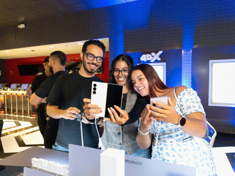 Samsung เปิดยอดจองทั่วโลก Galaxy Z Fold8 Ultra, Fold8, Flip8, Watch Ultra2 และ Watch9 อย่างเป็นทางการ ว่ามียอดสั่งจองทั่วโลกสูงกว่ารุ่นก่อนหน้ากว่า 30%
