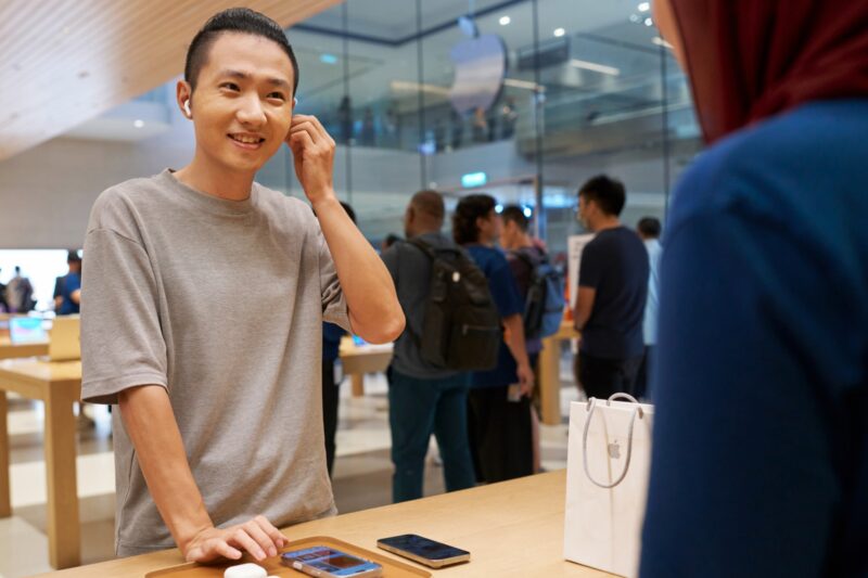 iPhone 18 Pro, Apple Watch Series 12, Apple Watch Ultra 4 และ AirPods 5 วางจำหน่ายแล้วในร้านทั่วโลก