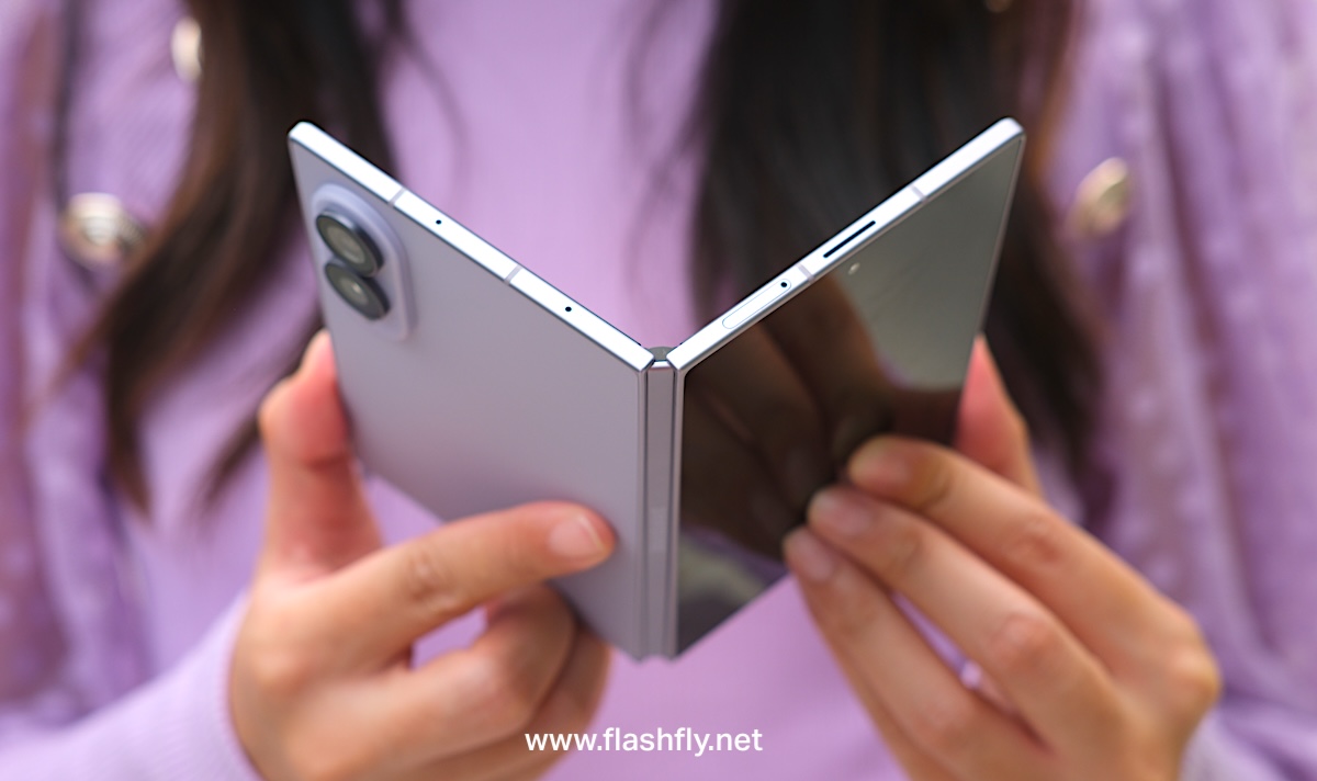 รีวิว Samsung Galaxy Z Fold8 สมาร์ตโฟนจอพับเบาที่สุดในโลก