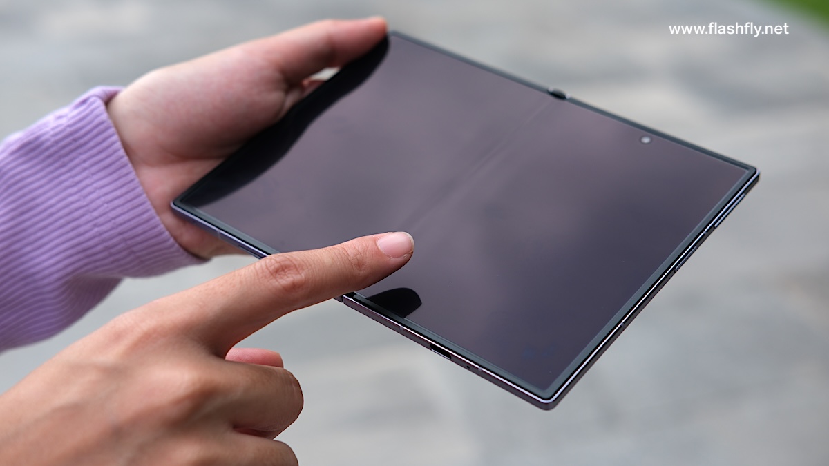 รีวิว Samsung Galaxy Z Fold8 สมาร์ตโฟนจอพับเบาที่สุดในโลก