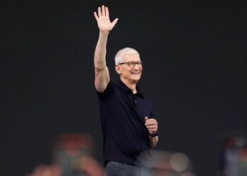 เผยข้อความจาก Tim Cook ถึงพนักงาน Apple ก่อนลงจากตำแหน่งซีอีโอ