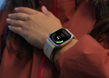 HUAWEI Watch D3 เปิดตัวแล้ว ชูฟีเจอร์ตรวจวัดความดันโลหิตระดับทางการแพทย์ ราคาราว 17,890 บาท