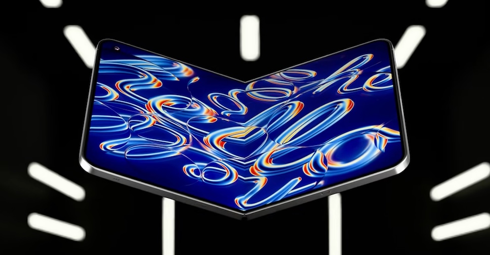 สมาร์ตโฟนจอพับได้ของ Google, OPPO, vivo ในปีหน้า จะใช้กระจก UTG แบบเดียวกับ iPhone Ultra