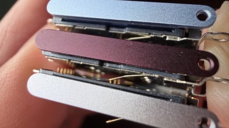 ภาพหลุดถาดใส่ซิมการ์ด iPhone 18 Pro ยืนยันมีให้เลือก 3 สี