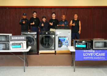 Samsung ส่งต่อความช่วยเหลือลูกค้าผู้ประสบภัยน้ำท่วม ฟรีค่าแรงสำหรับตรวจเช็กและซ่อมเครื่อง พร้อมส่วนลดอะไหล่สูงสุด 30%