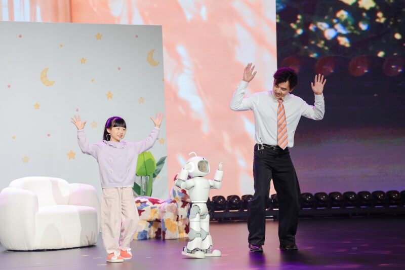 AiMOGA (CHERY GROUP) เปิดตัว “Mobo” หุ่นยนต์ฮิวแมนนอยด์สำหรับครอบครัวรุ่นแรกสู่ตลาดโลก