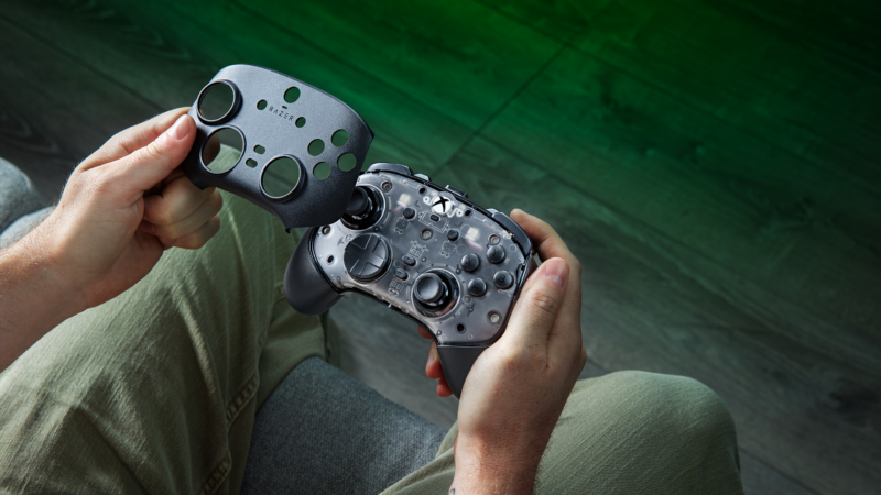 RAZER เปิดตัวไลน์อัป WOLVERINE V4 ใหม่สุดยอดคอนโทรลเลอร์ XBOX สำหรับผู้เล่นสายแข่งขันราคา 6,990 บาท