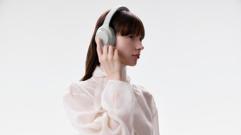Sony WH-1000XM4C หูฟังไร้สายแบบครอบหู คุณภาพเสียงระดับพรีเมียมรุ่นใหม่ราคา 10,990 บาท