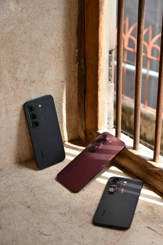 TECNO CAMON Slim 5G “สวยพริ้งในบลิ้งเดียว”เก็บทุกจังหวะเคลื่อนไหวได้คมชัดด้วย FlashSnapในดีไซน์บางเฉียบ คุ้มสุดในช่วงราคา 15,000 บาท