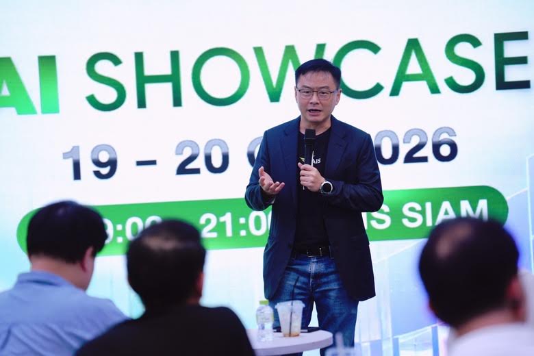 ครั้งแรกในเอเชียตะวันออกเฉียงใต้! AIS โชว์นวัตกรรม AI สุดล้ำ ด้วยพลัง 5G-ADVANCED ชวนสัมผัสเทคโนโลยีแห่งอนาคต ทดลองเล่นจริงที่ AIS SIAM