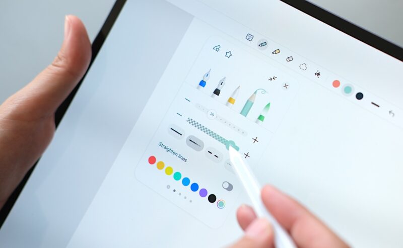 รีวิว Samsung Galaxy Tab S12 Ultra แท็บเล็ตจอยักษ์ 14.6 นิ้ว ดีไซน์บางเฉียบ เบาพกง่าย ทำงานได้ดุจ PC