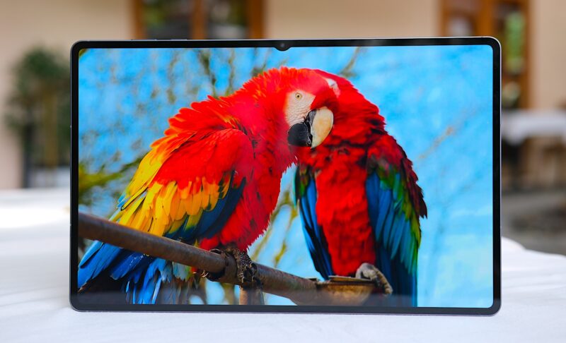 รีวิว Samsung Galaxy Tab S12 Ultra แท็บเล็ตจอยักษ์ 14.6 นิ้ว ดีไซน์บางเฉียบ เบาพกง่าย ทำงานได้ดุจ PC