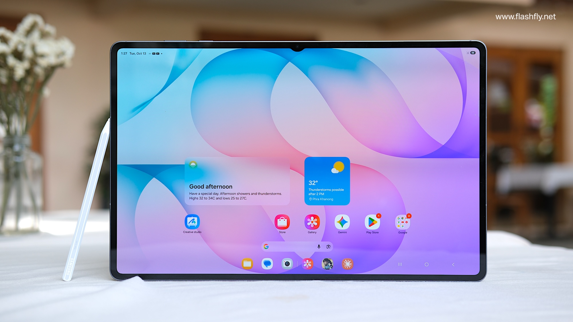 รีวิว Samsung Galaxy Tab S12 Ultra แท็บเล็ตจอยักษ์ 14.6 นิ้ว ดีไซน์บางเฉียบ เบาพกง่าย ทำงานได้ดุจ PC
