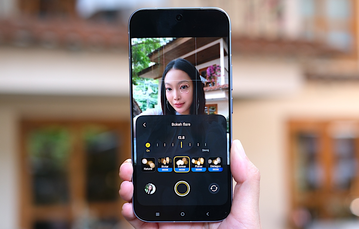 รีวิว vivo V80 "เสกช็อตลูกรักพระเจ้า" มาพร้อมกล้อง ZEISS ดีไซน์ดวงดาวสุดโดดเด่น แบตเตอรี่ 7200mAh ชาร์จไว 90W FlashCharge ระบบปฏิบัติการใหม่ล่าสุด OriginOS 7