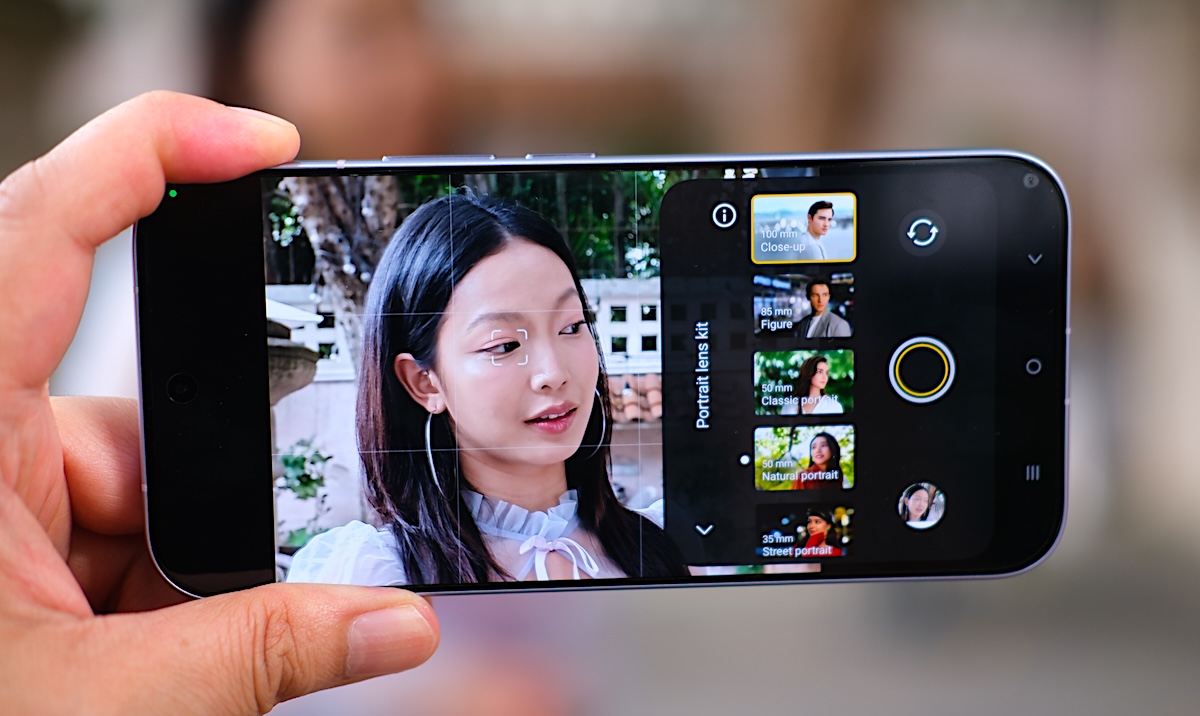 รีวิว vivo V80 "เสกช็อตลูกรักพระเจ้า" มาพร้อมกล้อง ZEISS ดีไซน์ดวงดาวสุดโดดเด่น แบตเตอรี่ 7200mAh ชาร์จไว 90W FlashCharge ระบบปฏิบัติการใหม่ล่าสุด OriginOS 7