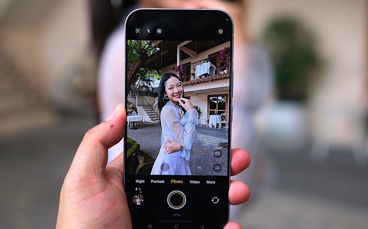 รีวิว vivo V80 "เสกช็อตลูกรักพระเจ้า" มาพร้อมกล้อง ZEISS ดีไซน์ดวงดาวสุดโดดเด่น แบตเตอรี่ 7200mAh ชาร์จไว 90W FlashCharge ระบบปฏิบัติการใหม่ล่าสุด OriginOS 7