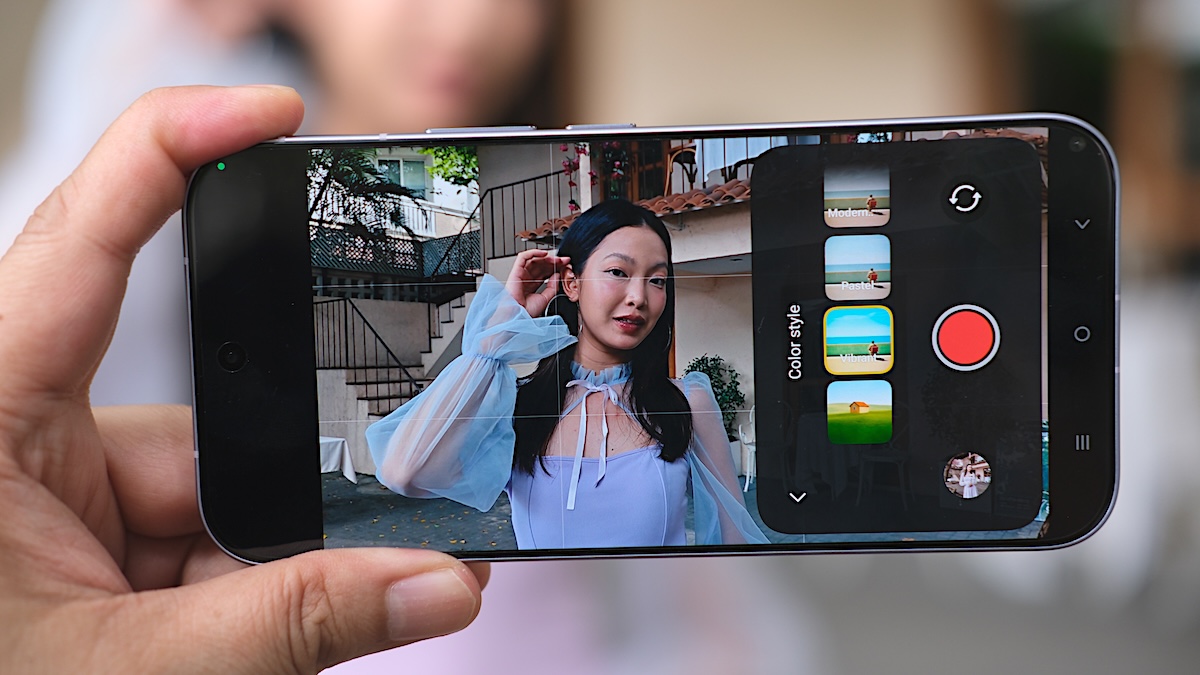 รีวิว vivo V80 "เสกช็อตลูกรักพระเจ้า" มาพร้อมกล้อง ZEISS ดีไซน์ดวงดาวสุดโดดเด่น แบตเตอรี่ 7200mAh ชาร์จไว 90W FlashCharge ระบบปฏิบัติการใหม่ล่าสุด OriginOS 7