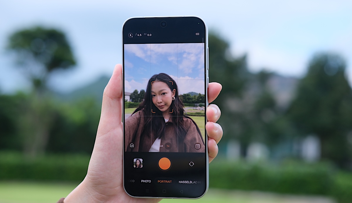 รีวิวฉบับเต็ม OPPO Find X10 Pro Max สมาร์ตโฟนแฟลกชิปกล้องสมจริง มาพร้อมกล้อง 600MP ครั้งแรกของโลกภาพคมชัดทุกระยะและชุดเลนส์เสริม OPPO Hasselblad