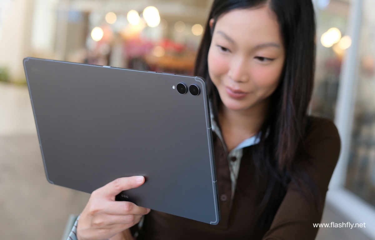 รีวิว Samsung Galaxy Tab S12 Ultra แท็บเล็ตจอยักษ์ 14.6 นิ้ว ดีไซน์บางเฉียบ เบาพกง่าย ทำงานได้ดุจ PC
