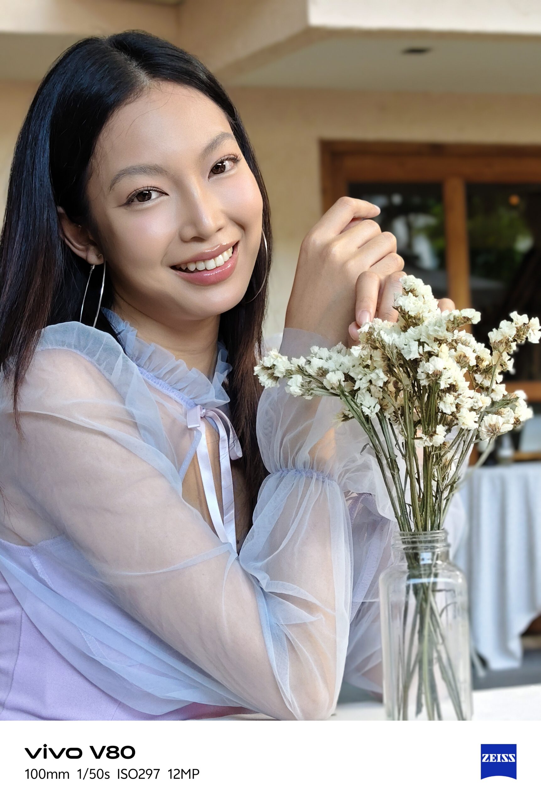 รีวิว vivo V80 "เสกช็อตลูกรักพระเจ้า" มาพร้อมกล้อง ZEISS ดีไซน์ดวงดาวสุดโดดเด่น แบตเตอรี่ 7200mAh ชาร์จไว 90W FlashCharge ระบบปฏิบัติการใหม่ล่าสุด OriginOS 7